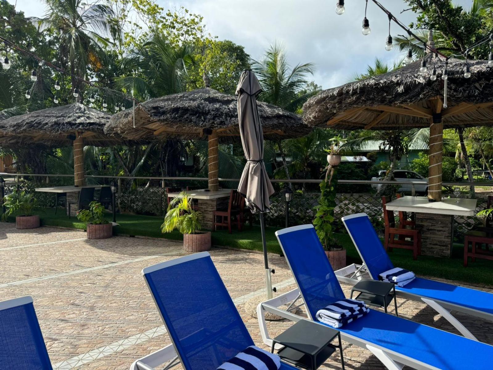 Bijoutier Apartments Grand Anse  Exterior photo